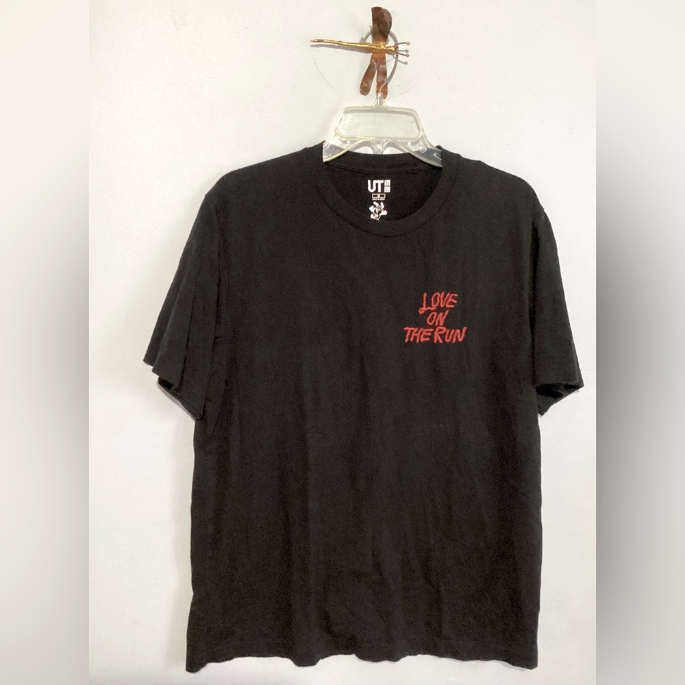 Uniqlo Verdy Tee Size M Love On The Run